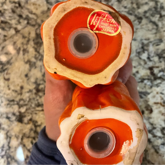 Lefton Vintage Carrot Salt Pepper Shakers Set 2 - Picture 5 of 5